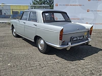 Oldtimer peugeot, 404, bouwjaar 1963 - afbeelding 32 van  33