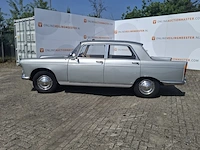 Oldtimer peugeot, 404, bouwjaar 1963 - afbeelding 33 van  33