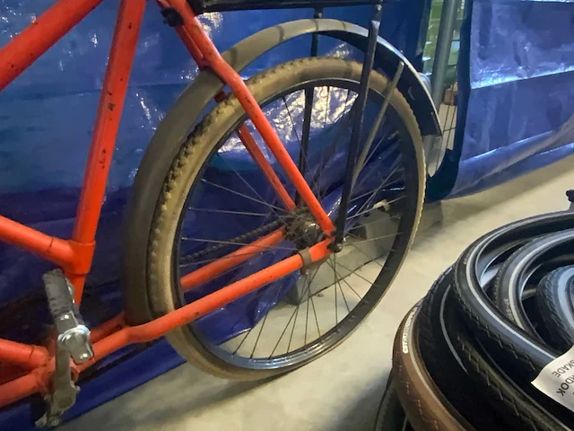 Oldtimer tandem fiets - afbeelding 6 van  9