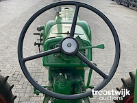 Oldtimer tractor “row crop” - afbeelding 13 van  25