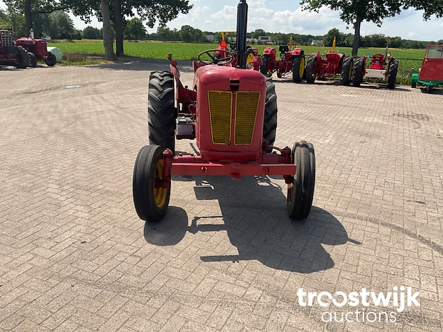 Oldtimer tractor - afbeelding 5 van  11