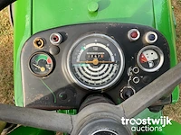 Oldtimer tractor - afbeelding 6 van  17