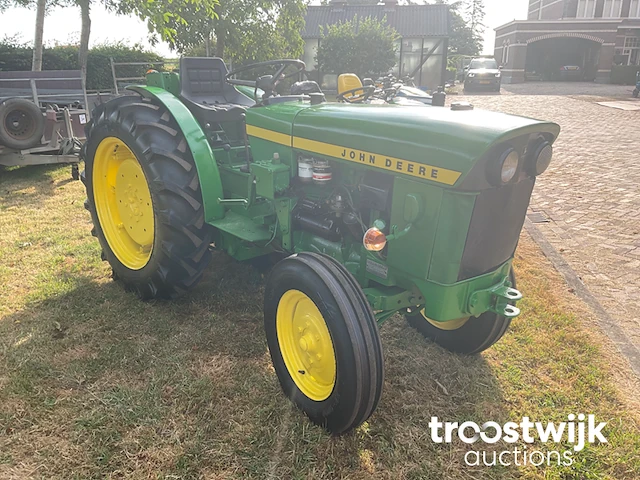 Oldtimer tractor - afbeelding 10 van  17