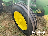 Oldtimer tractor - afbeelding 16 van  17