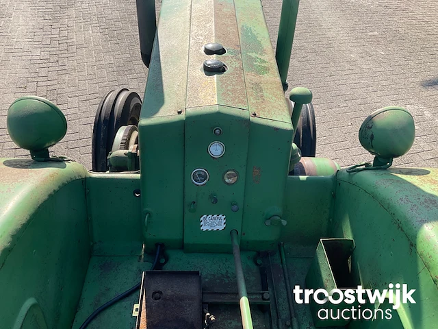 Oldtimer tractor - afbeelding 5 van  24