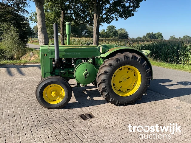 Oldtimer tractor - afbeelding 12 van  24