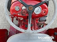 Oldtimer tractor - afbeelding 6 van  15