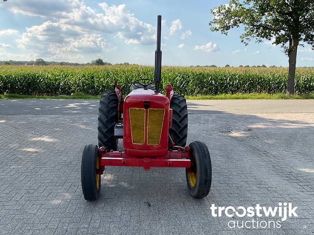 Oldtimer tractor - afbeelding 8 van  15