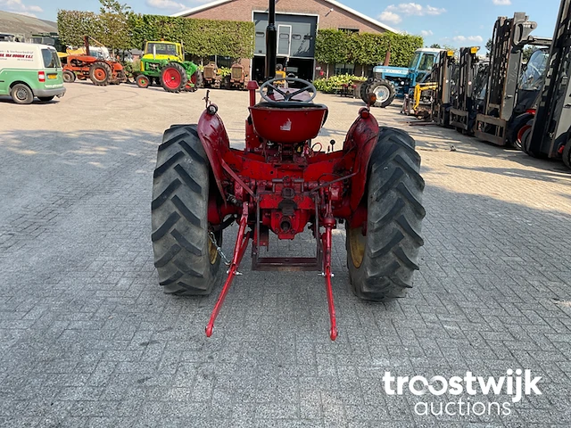 Oldtimer tractor - afbeelding 11 van  15