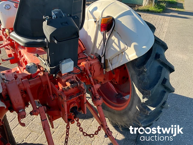 Oldtimer tractor - afbeelding 7 van  22