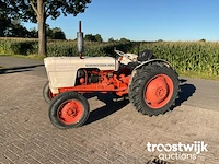 Oldtimer tractor - afbeelding 1 van  22