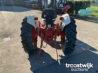 Oldtimer tractor - afbeelding 18 van  22