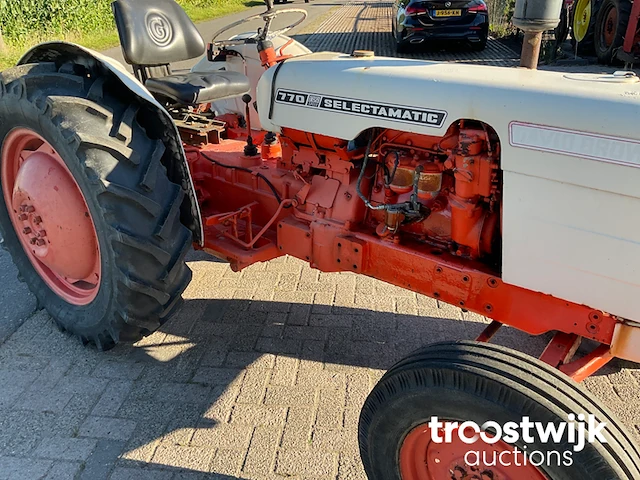 Oldtimer tractor - afbeelding 22 van  22