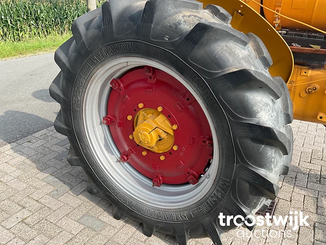 Oldtimer tractor - afbeelding 10 van  25