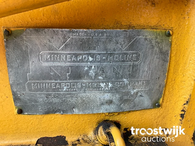 Oldtimer tractor - afbeelding 15 van  25