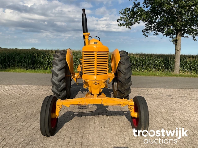 Oldtimer tractor - afbeelding 19 van  25