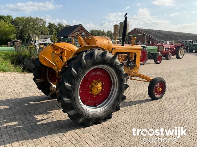 Oldtimer tractor - afbeelding 22 van  25