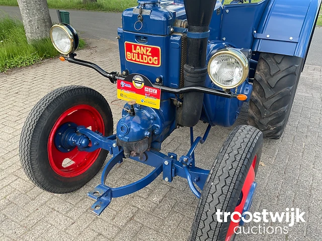 Oldtimer tractor - afbeelding 3 van  27