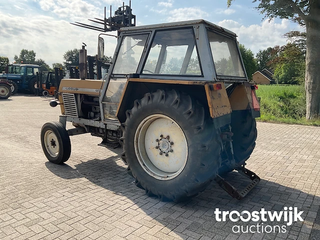 Oldtimer tractor - afbeelding 2 van  31