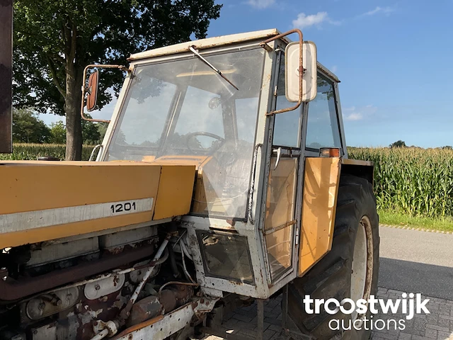 Oldtimer tractor - afbeelding 4 van  31