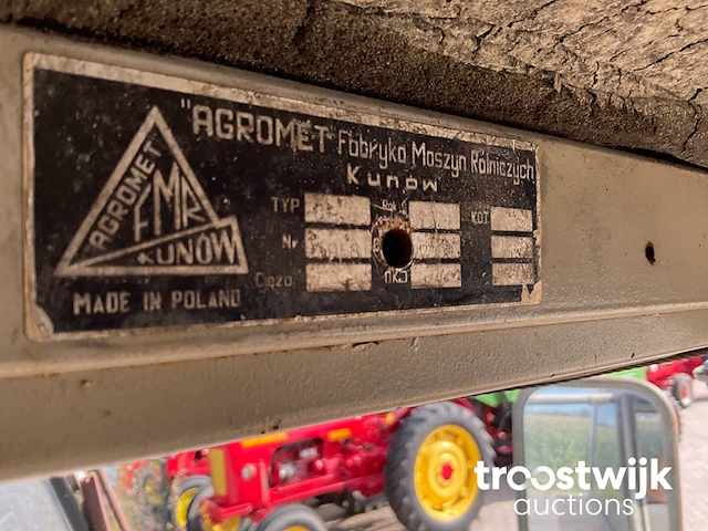 Oldtimer tractor - afbeelding 25 van  31
