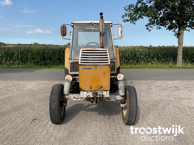 Oldtimer tractor - afbeelding 26 van  31