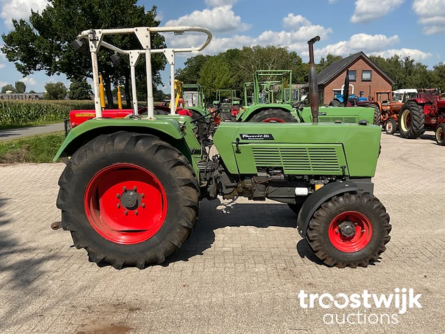 Oldtimer tractor - afbeelding 20 van  24