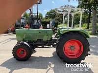 Oldtimer tractor - afbeelding 24 van  24