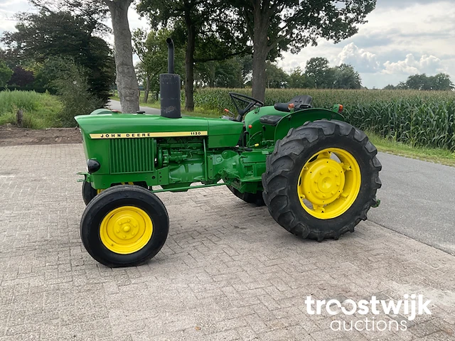 Oldtimer tractor - afbeelding 2 van  28