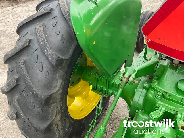 Oldtimer tractor - afbeelding 16 van  28