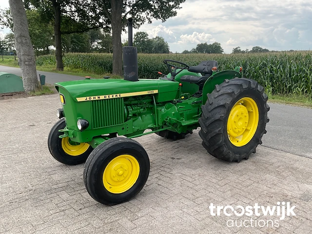 Oldtimer tractor - afbeelding 12 van  28