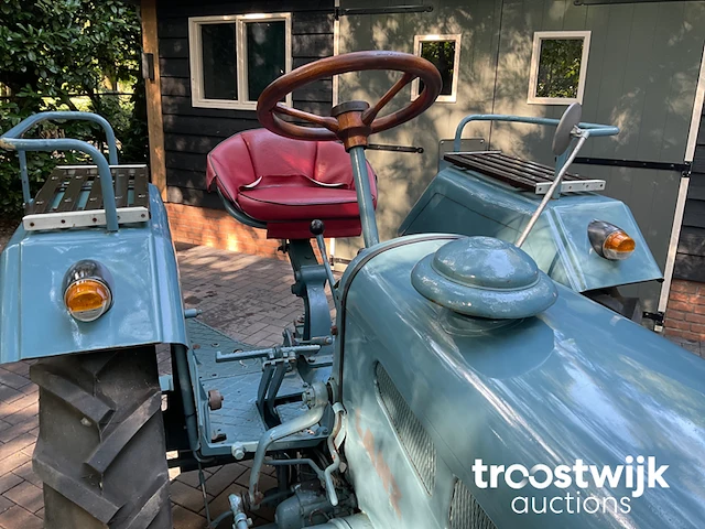 Oldtimer tractor - afbeelding 3 van  20
