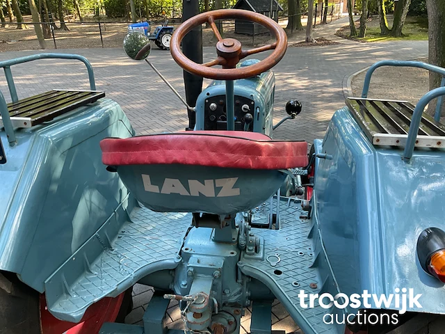 Oldtimer tractor - afbeelding 5 van  20
