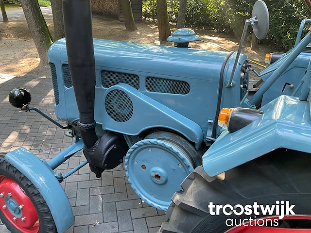 Oldtimer tractor - afbeelding 10 van  20
