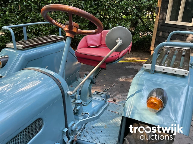 Oldtimer tractor - afbeelding 11 van  20