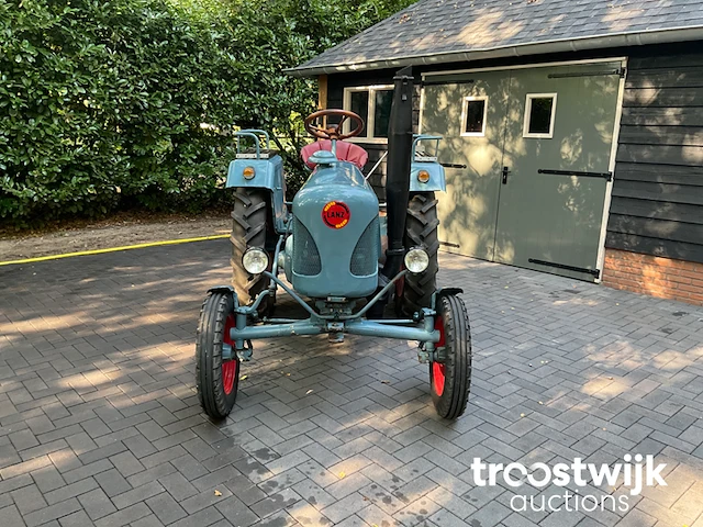 Oldtimer tractor - afbeelding 12 van  20