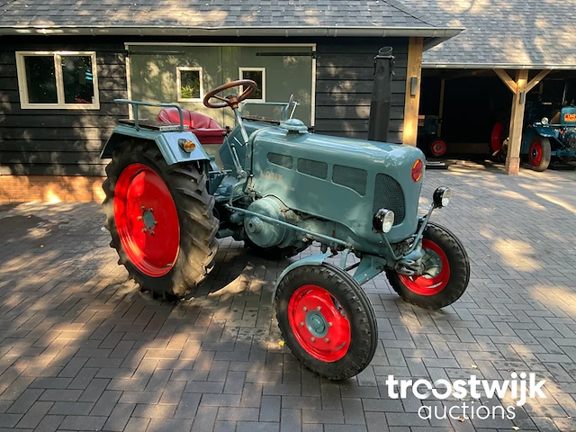 Oldtimer tractor - afbeelding 14 van  20