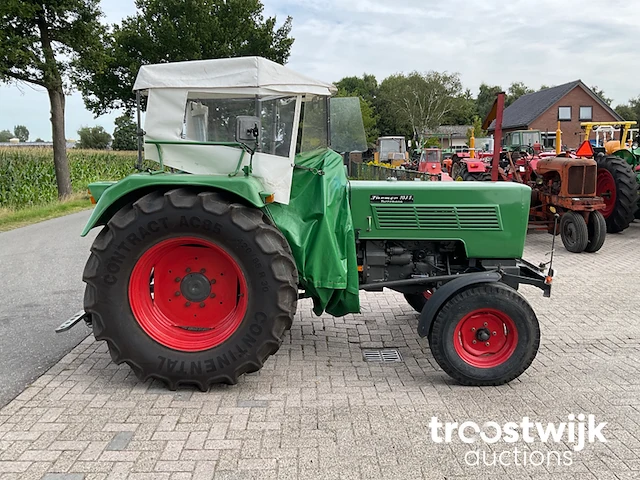 Oldtimer tractor - afbeelding 27 van  31