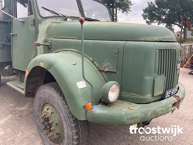 Oldtimer vrachtwagen 4x4 - afbeelding 18 van  42