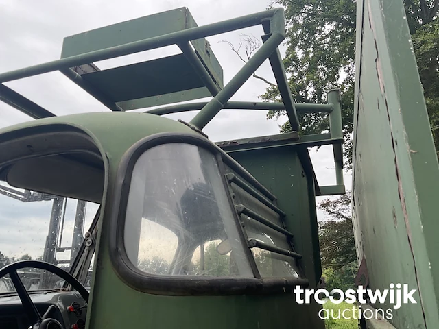 Oldtimer vrachtwagen 4x4 - afbeelding 25 van  42