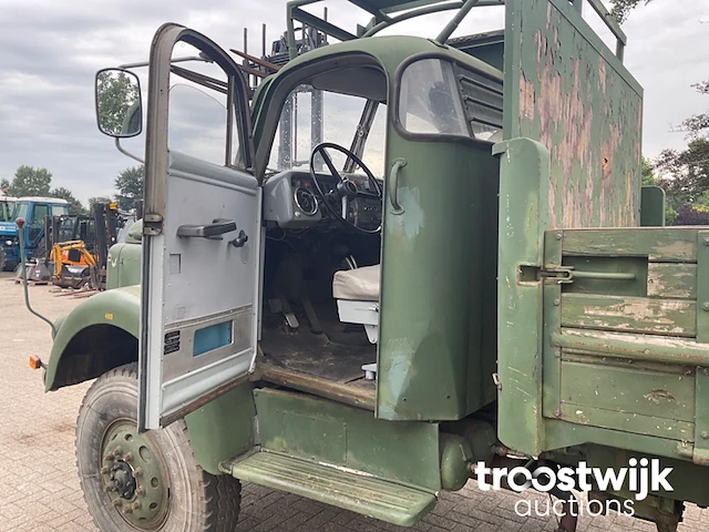 Oldtimer vrachtwagen 4x4 - afbeelding 26 van  42