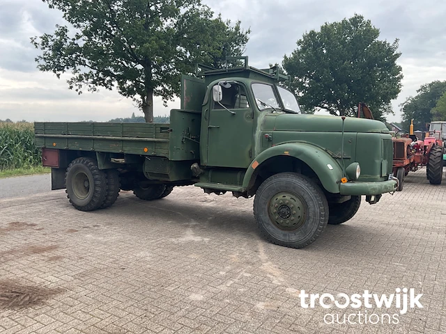 Oldtimer vrachtwagen 4x4 - afbeelding 38 van  42