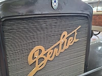 Oldtimer vrachtwagen, berliet - afbeelding 4 van  52