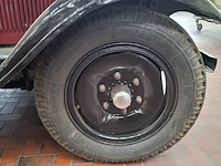 Oldtimer vrachtwagen, berliet - afbeelding 8 van  52