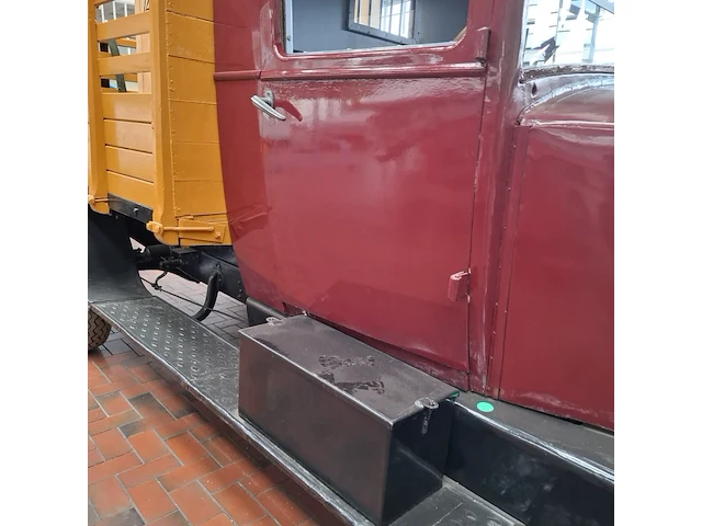 Oldtimer vrachtwagen, berliet - afbeelding 9 van  52