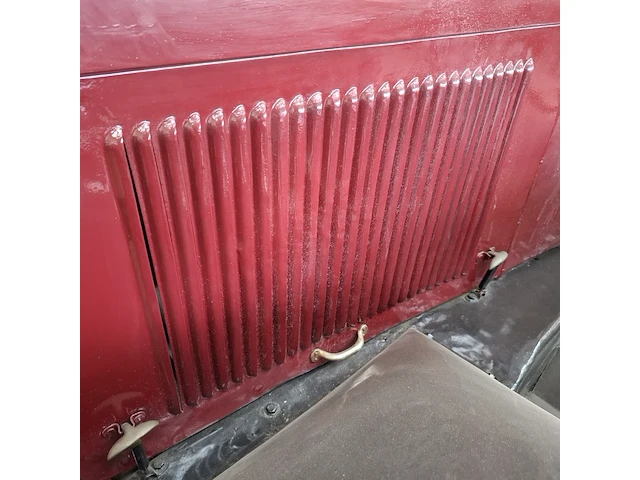 Oldtimer vrachtwagen, berliet - afbeelding 22 van  52