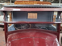 Oldtimer vrachtwagen, berliet - afbeelding 26 van  52