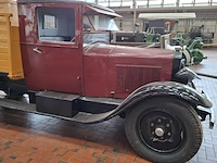 Oldtimer vrachtwagen, berliet - afbeelding 23 van  52