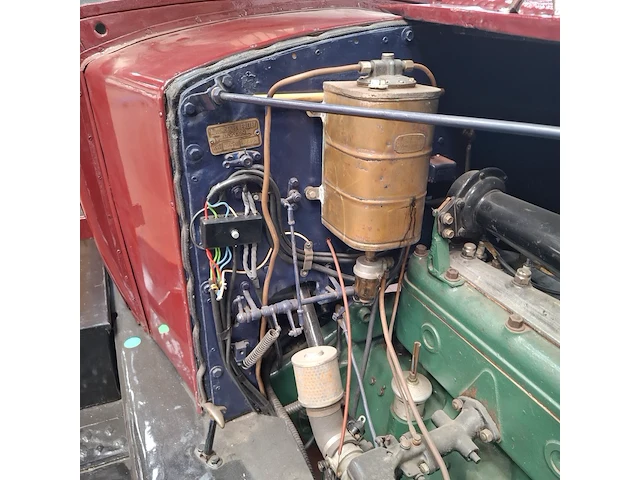 Oldtimer vrachtwagen, berliet - afbeelding 39 van  52