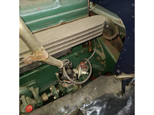 Oldtimer vrachtwagen, berliet - afbeelding 44 van  52